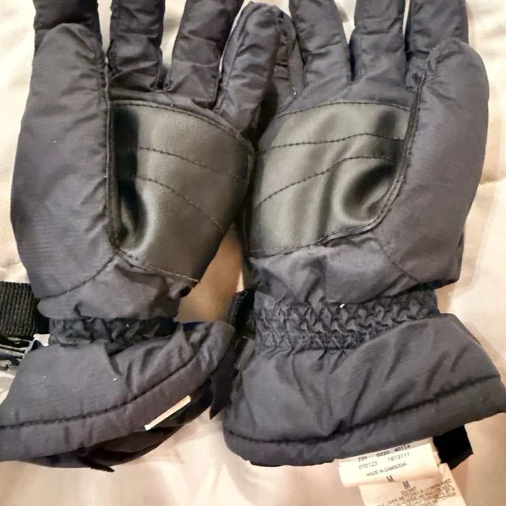 Columbia Black Insulated Gloves